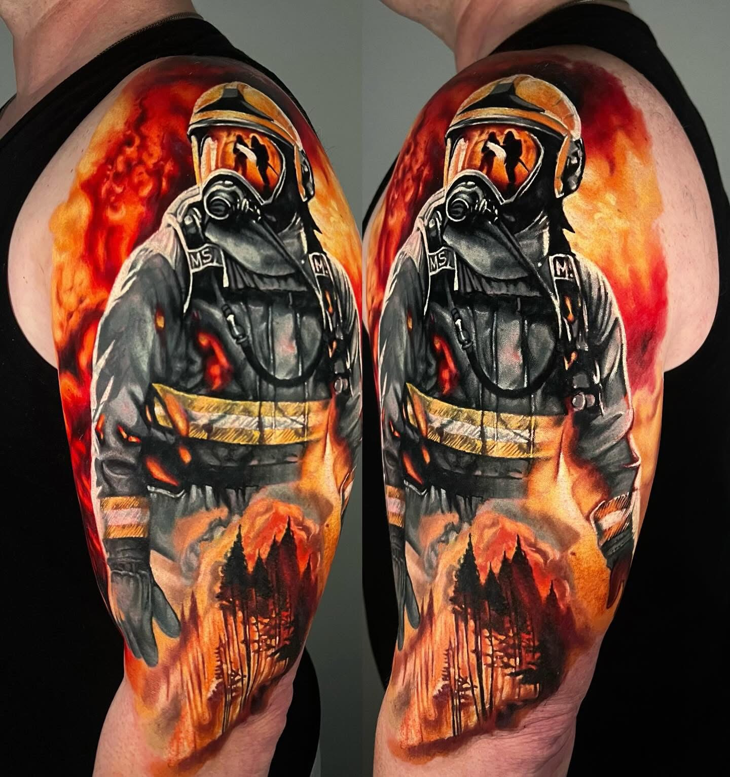 SVG \u003e Helm Designs Feuerwehrmann Symbol - Kostenloses SVG-Bild \u0026 Symbol. |  SVG Silh, image size:1440x1534