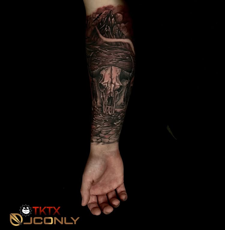 Tattoo by 𝐓𝐲𝐦𝐨𝐟𝐢𝐢 𝐌𝐢𝐚𝐡𝐤𝐨𝐯 ✨𝐇𝐚𝐥𝐢𝐟𝐚𝐱 𝐓𝐚𝐭𝐭𝐨𝐨 ✨