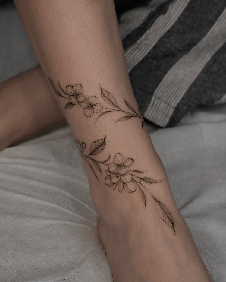 Tattoo by Asya Teriaeva • Floral tattoos Düsseldorf