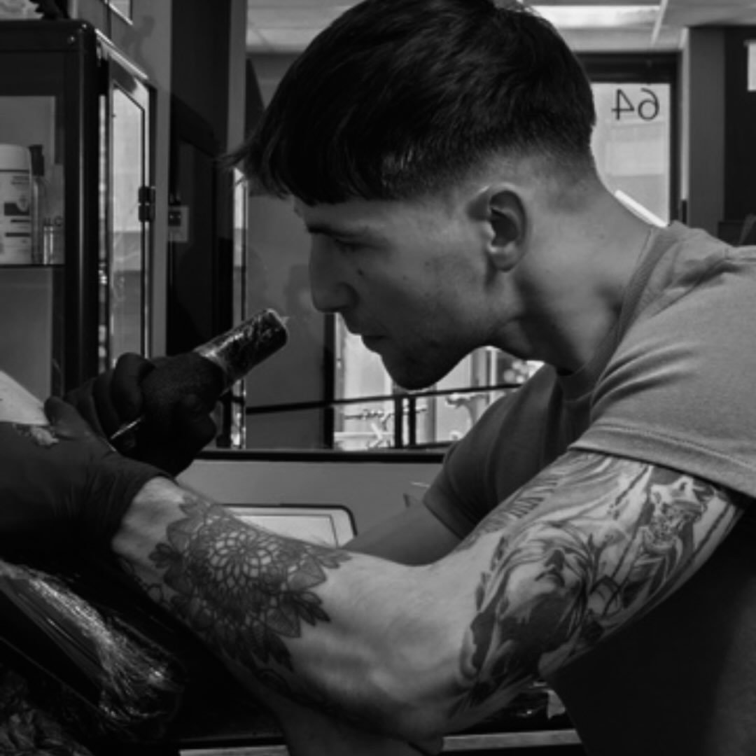 Auris | Microrealism Barcelona | Tattoo Artist